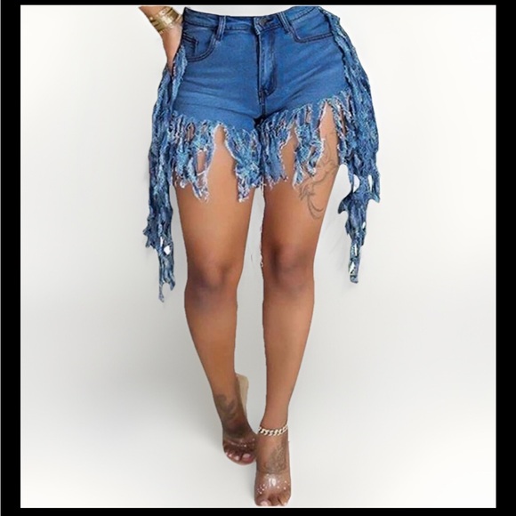 Daisy Sz S Boho Western Stretch Medium Wash Fringe Denim Jean Shorts NWT - Picture 4 of 5